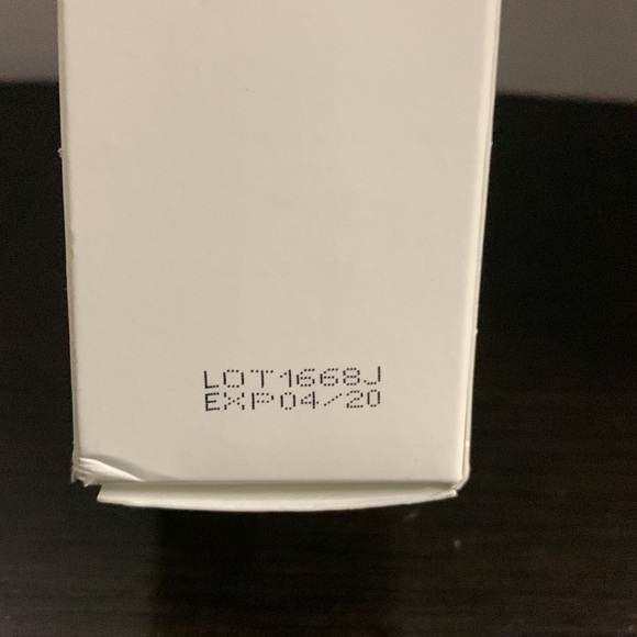 AVEENO cracked skin relief cica ointment 1.7 Oz Discontinued - Picture 3 of 3